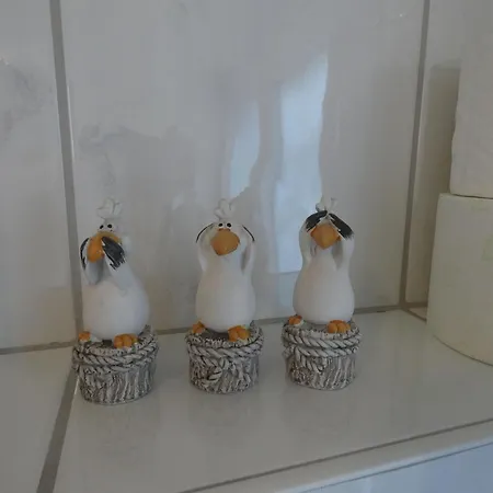 Inauen S Kiek In Apartment *